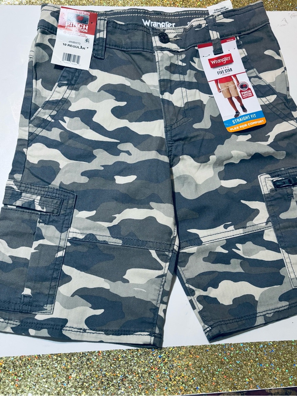 Wrangler Men’s Cargo Shorts - Black & Gray Camo